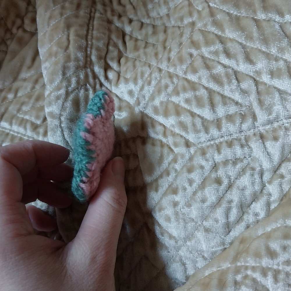 Pink Knitted Star Accessory - Picture 4 of 4